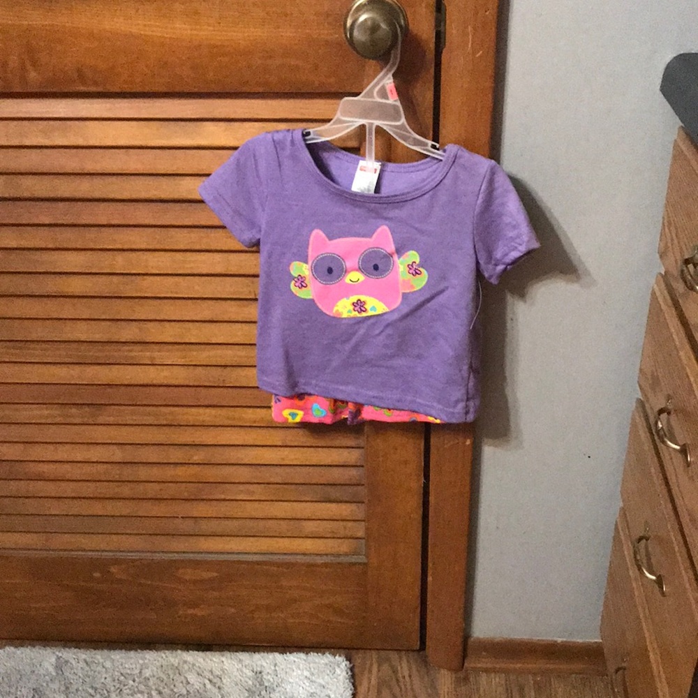 Toddler short set.